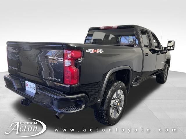 2024 Chevrolet Silverado HD Custom