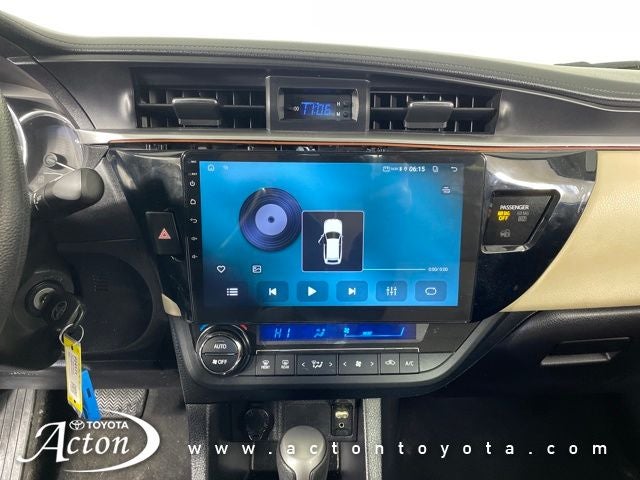 2015 Toyota COROLLA LE