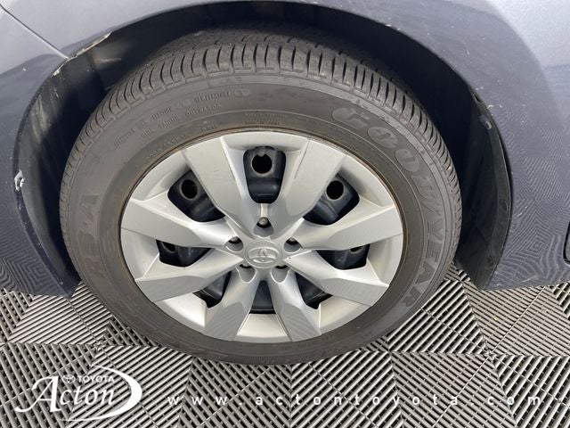 2015 Toyota COROLLA LE