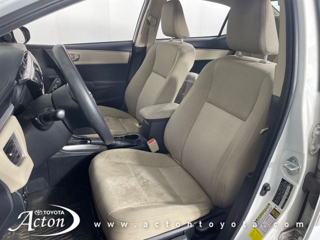 2015 Toyota COROLLA LE