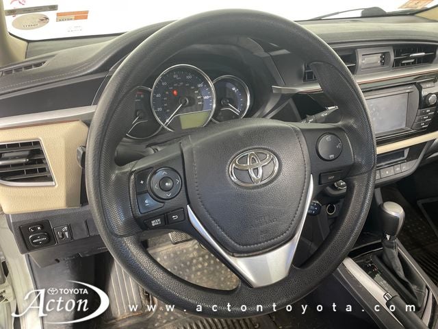 2015 Toyota COROLLA LE