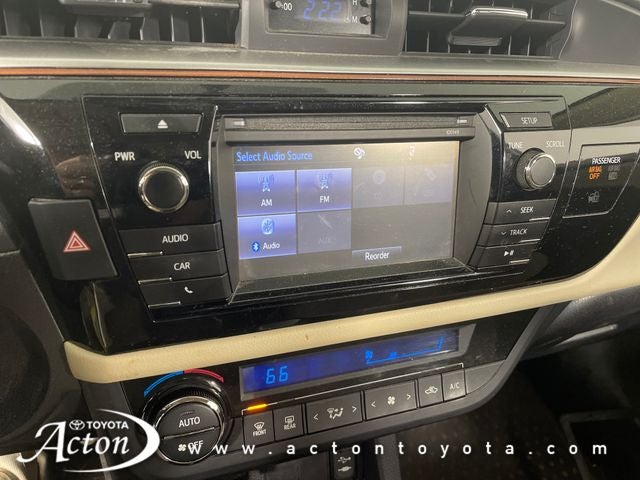 2015 Toyota COROLLA LE
