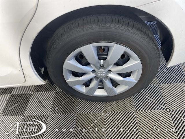 2015 Toyota COROLLA LE