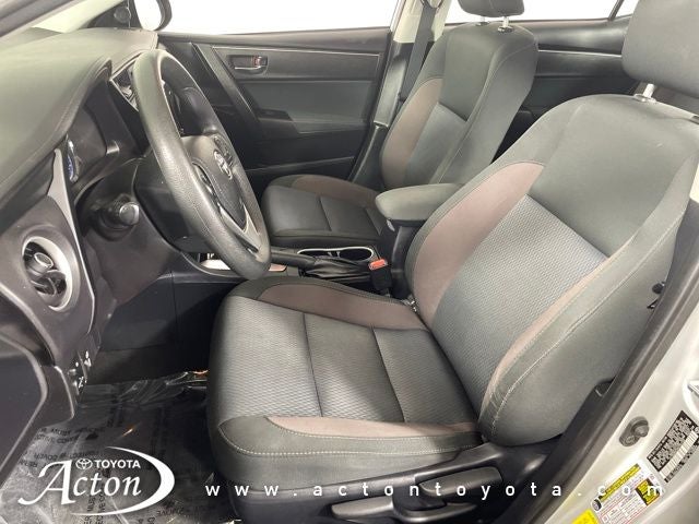 2017 Toyota COROLLA LE