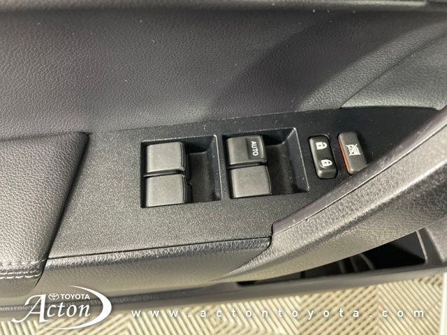 2017 Toyota COROLLA XSE