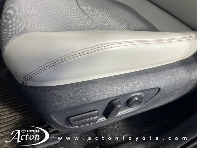 2019 Toyota RAV4 HYBRID Limited