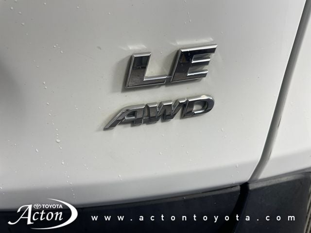 2022 Toyota RAV4 LE