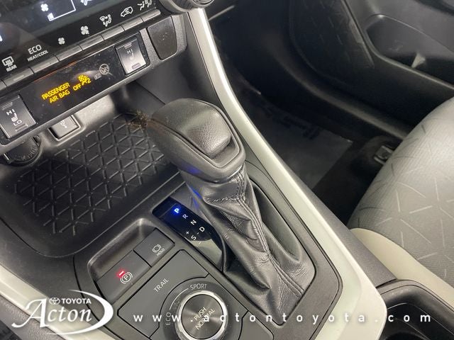 2021 Toyota RAV4 XLE - Photo 31