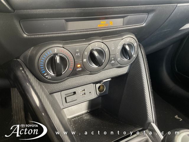 2017 Toyota YARIS iA Base