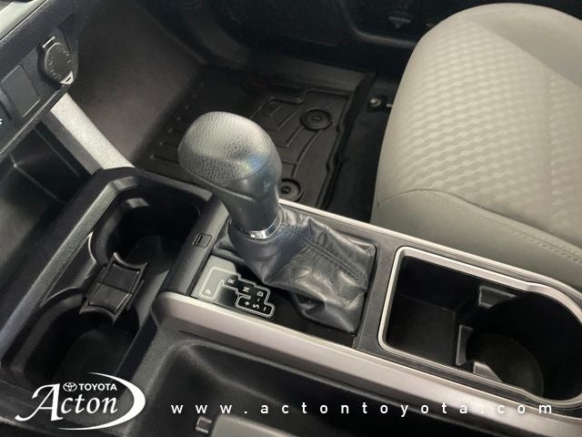 2020 Toyota TACOMA SR5 SR5 V6