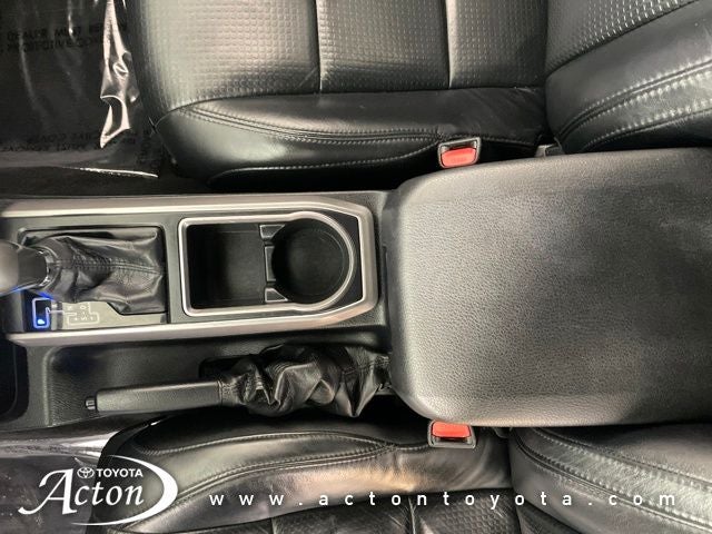 2020 Toyota TACOMA LIMITED Limited V6