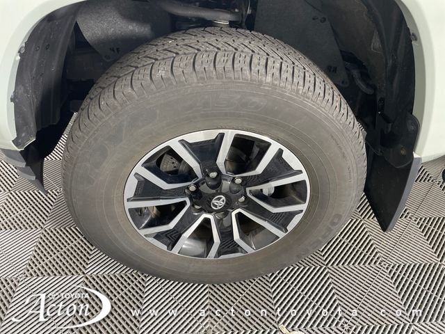 2023 Toyota Tacoma TRD Sport V6