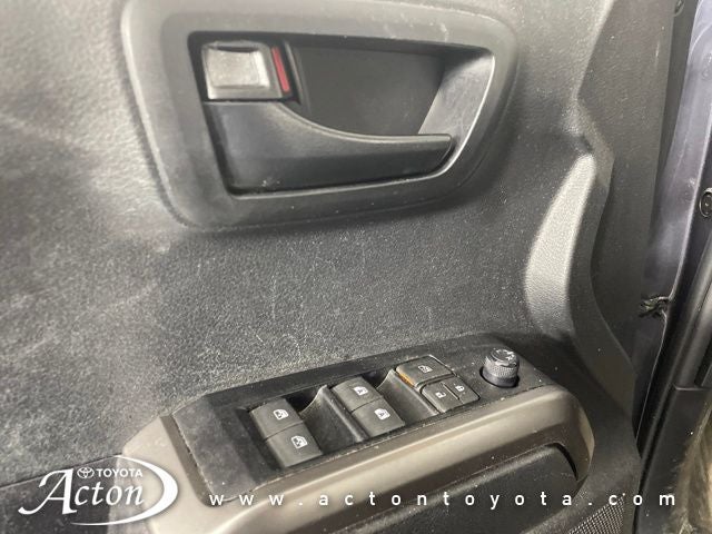 2023 Toyota TACOMA SR5 SR5 V6