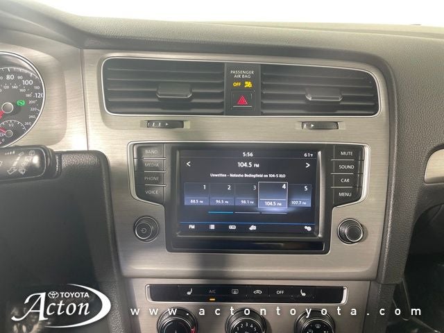 2017 Volkswagen Golf TSI S 4-Door