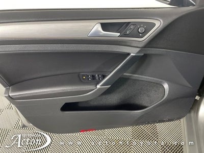 2017 Volkswagen Golf TSI S 4-Door