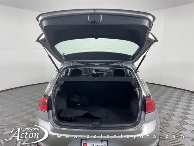 2017 Volkswagen Golf TSI S 4-Door