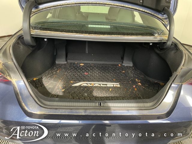 2019 Toyota Avalon Hybrid Limited