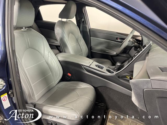 2019 Toyota Avalon Hybrid Limited