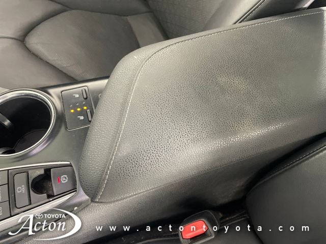 2019 Toyota CAMRY XSE