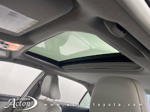 2012 Toyota CAMRY XLE