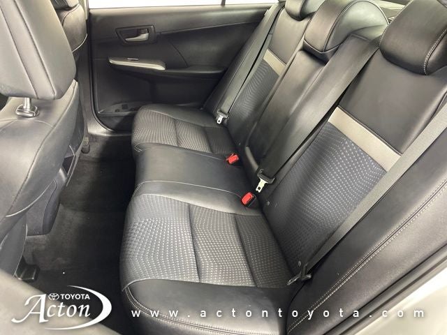 2012 Toyota CAMRY SE