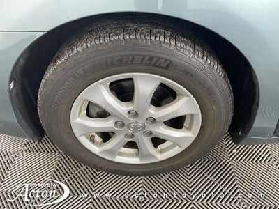 2011 Toyota CAMRY LE