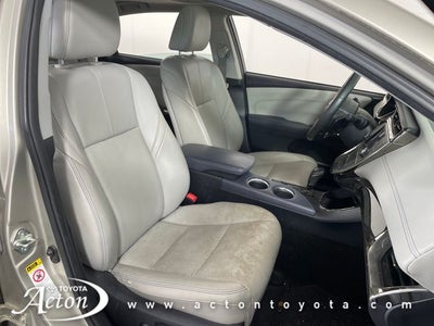 2014 Toyota AVALON Limited