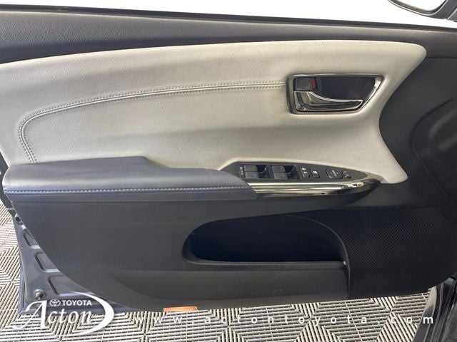 2014 Toyota AVALON XLE Premium