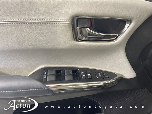 2014 Toyota AVALON XLE Premium