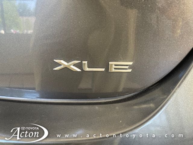 2014 Toyota AVALON XLE Premium