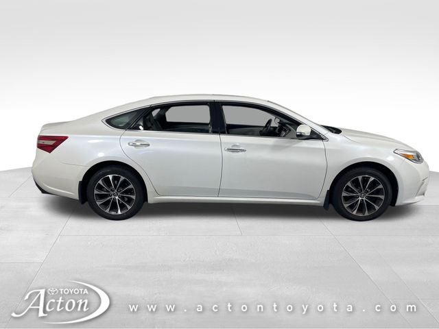 2017 Toyota Avalon XLE Plus