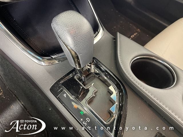 2017 Toyota Avalon XLE Plus