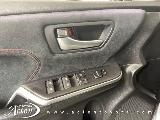 2016 Toyota CAMRY XSE V6