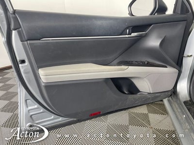 2022 Toyota CAMRY LE