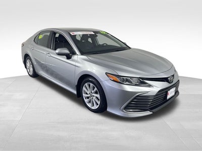 2022 Toyota CAMRY LE
