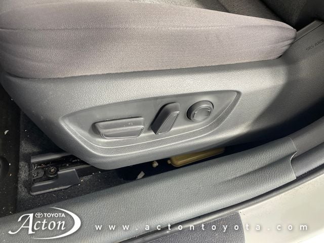 2021 Toyota Camry Hybrid LE