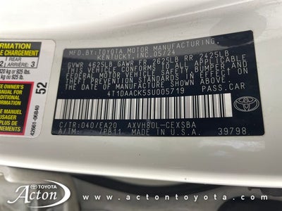 2025 Toyota CAMRY SE