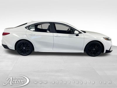 2025 Toyota CAMRY SE