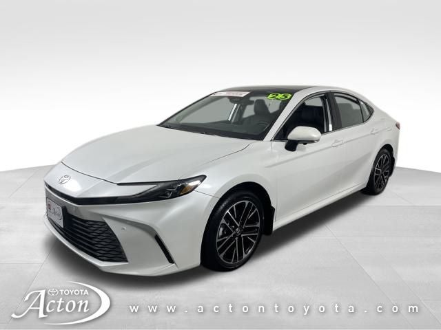 2025 Toyota CAMRY XLE