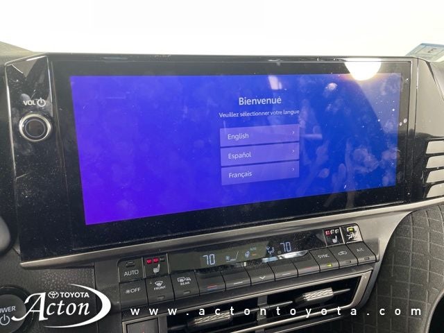 2025 Toyota CAMRY XLE