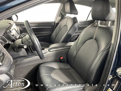 2020 Toyota Camry SE
