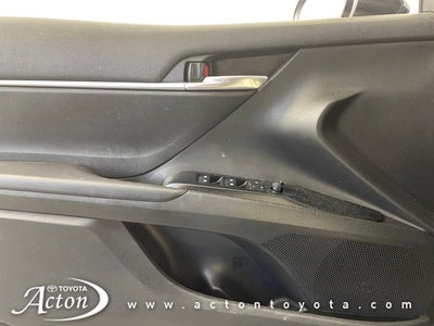 2020 Toyota Camry SE