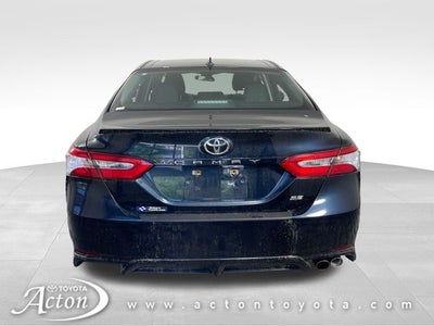 2020 Toyota Camry SE