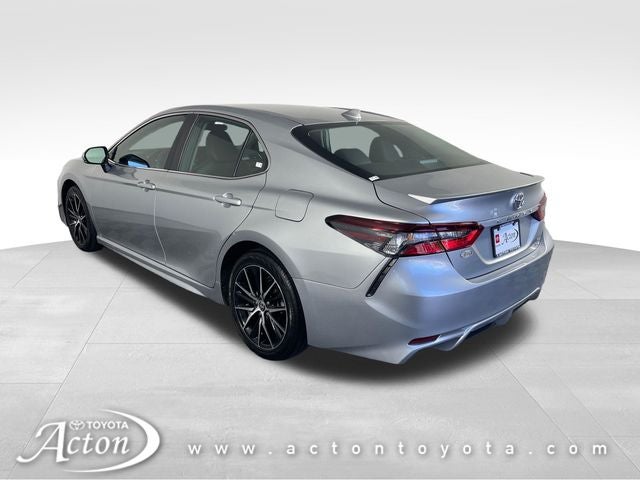 2024 Toyota Camry SE - Photo 13
