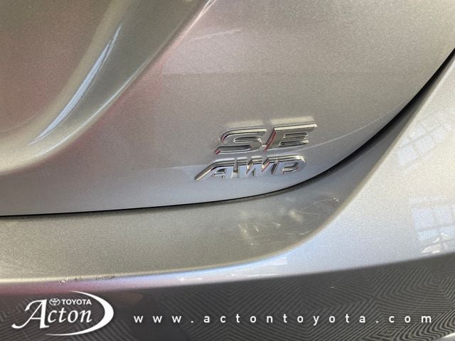 2024 Toyota Camry SE - Photo 7