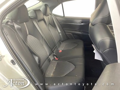 2024 Toyota CAMRY SE