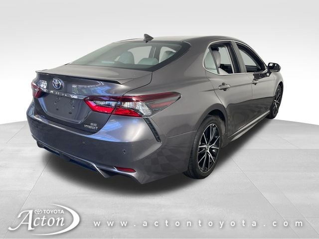 2022 Toyota Camry Hybrid SE