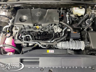 2022 Toyota Camry Hybrid SE