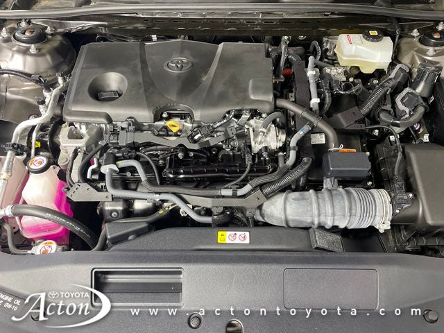 2022 Toyota Camry Hybrid SE