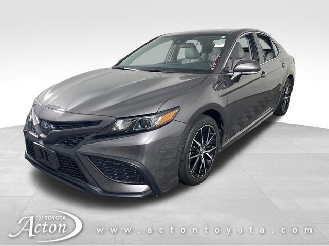2022 Toyota Camry Hybrid SE